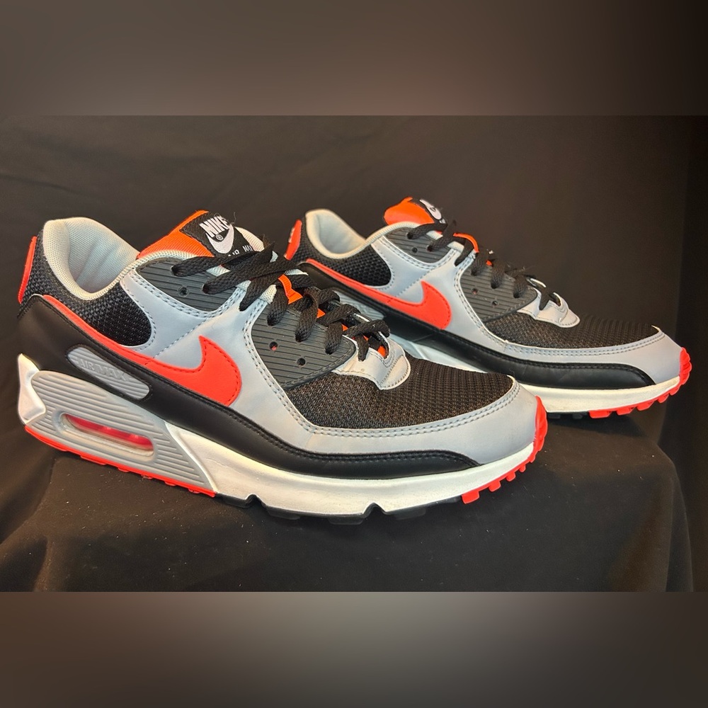 Nike Air Max 90 Black Radiant Red Wolf Grey